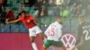 Marcus Rashford, à gauche, marque contre la Bulgarie, Sofia, le 14 octobre 2019. 