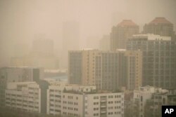 沙塵暴來襲北京。(2023年3月10日)