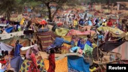 Kambi ya muda kwa Wasudan waliokimbia mzozo katika mkoa wa Darfur, ni karibu na mpaka kati ya Sudan na Chad, Mei 13, 2023. Picha ya Reuters