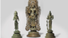 វត្ថុ​បុរាណ​ចំនួន​៣​ធ្វើ​ពី​សំរឹទ្ធ ដែល​ត្រូវ​បាន​លួច​ចេញ​ពី​ប្រទេស​កម្ពុជា កាល​ពី​ប្រមាណ​៣០​ឆ្នាំ​មុន ត្រូវបានសារមន្ទីរ​នៅ​ប្រទេស​អូស្រ្តាលី​ឈ្មោះ​ The National Gallery of Australia (NGA) ប្រគល់ឱ្យកម្ពុជា។ (The National Gallery of Australia)