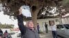 Nardaran məhbusu Abbas Hüseynin yaxınları 7 saylı Cəzaçəkmə Müəssisəsinin qarşısında etiraz aksiyası keçirib