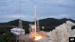 資料照：北韓官方公佈2023年5月31日發射火箭的照片。