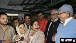 ভারতে বিহারের মুখ্যমন্ত্রীর ডাকা বিরোধী দলের সম্মেলন শুক্রবার; মমতার সাক্ষাৎ লালুপ্রসাদের সঙ্গে