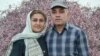 Saleh Molla Abbasi və həyat yoldaşı Hümeyra Türabi