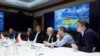 Los tres ministros asisten a una reunión con el presidente de Ucrania Zelenskiy