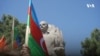 Azərbaycan Xalq Cümhuriyyətinin qurulduğu gündə bir neçə siyasi partiya Rəsulzadənin abidəsini ziyarət edib