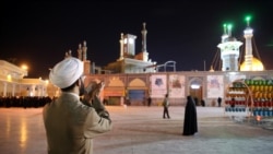 ایران میں کرونا وائرس کی روک تھام کے لیے مقدس مقامات بند کرنے کا فیصلہ کیا ہے۔
