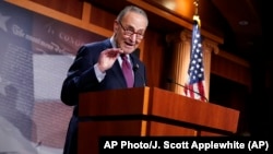 參議院多數黨領袖舒默（Senate Majority Leader Chuck Schumer, D-NY）