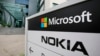 រូបឯកសារ៖ ស្លាកសញ្ញា Microsoft និង Nokia នៅ​តំបន់ Peltola នៃ​ទីក្រុង Oulu ក្នុង​ប្រទេស​ហ្វាំងឡង់ កាលពី​ថ្ងៃទី១៦ ខែ​កក្កដា ឆ្នាំ២០១៤។