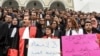 Les  syndicats de magistrats tunisiens ont "fermement condamné l'ingérence permanente du président dans le pouvoir judiciaire".