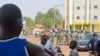 L'avocat de l'ancien ministre Ousmane Cissé devant la presse à Niamey