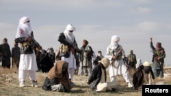 طالبان مسلح هنوز در مورد محکمۀ صحرایی اظهار نظر نکرده اند.