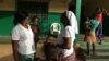 À la maison Ste Monique à Dapaong, au Togo, le 15 mai 2017. (VOA/Kayi Lawson)