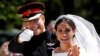 La reina Isabel ha dado su bendición al deseo de su nieto, el príncipe Enrique y su esposa Meghan, de un futuro más independiente después de una reunión urgente el lunes. Foto Reuters.
