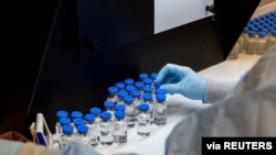 Utafiti wa dawa ya remdesivir katika kituo cha Gilead Sciences huku La Verne, California, Machi 11, 2020.