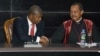 Presidente de Angola, João Lourenço, (esq.) com o então Presidente do Tribunal Supremo na abertura do ano judicial, Rui Ferreira, em 2018
