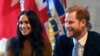 El príncipe Harry de Gran Bretaña y su esposa, Meghan, dijeron que planean "dar un paso atrás" como miembros de alto rango de la familia real y "trabajar para ser financieramente independientes". 