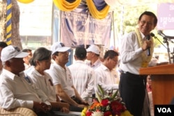 The President of Cambodia National Rescue Party Kem Sokha during the party's convention on March 2, 2017. (Aun Chhengpor/VOA Khmer)