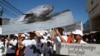 Cambodians rally to raise awareness about Irrawaddy Dolphin, a fresh water dolphin in Mekong River, in Kratie province on November 10th, 2015. (Nov Povleakhena/VOA Khmer)​