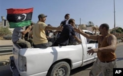 Des rebelles libyens à Tripoli