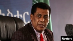Dina Mufti 