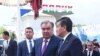 Qirg'iziston va Tojikiston rahbarlari chegara hududida uchrashmoqda, 2019-yil 26-iyul.