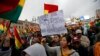 Las manifestaciones contra los resultados por las elecciones en Bolivia se han intensificado en las últimas horas. Foto AP.