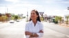 Deb Haaland dans le quartier de Nob Hill à Albuquerque, au Nouveau-Mexique, le 5 juin 2018.