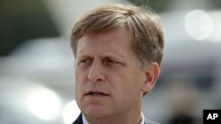 На посаді посла США у Росії Майкл Макфол був архітектором політики «перезавантаження» стосунків з Москвою. Нині він вважає, що головне для НАТО – політика стримування Росії. На цьому архівному фото Макфол є на саміті G-20 у Санкт-Петербурзі, Росія, 5 вересня 2013 року. (AP)