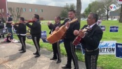 Hispanos demócratas de Texas dispuestos a cambiar de candidato