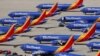 Archivo - Aviones Boeing 737 MAX 8, de Southwest Airlines, estacionados en el aeropuerto de Victorville, en Victorville, California.
