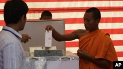 Comfrel has made a request to the National Election Committee to check voter cards and to allow a proper audit of them. 