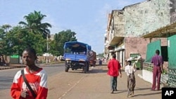 Rua da cidade de Saurimo.