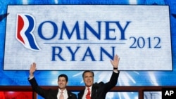 Mitt Romney et son colistier Paul Ryan à Tampa