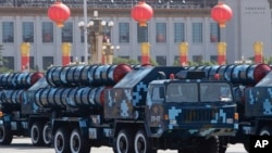 2009年10月1日红旗-9导弹在中国国庆60周年阅兵式上亮相