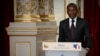 Le président Bénin Patrice Talon tient une conférence de presse conjointe avec le président français François Hollande (non visible) après leur rencontre à l'Elysée à Paris, France, 26 avril 2016. epa/ JEREMY LEMPIN