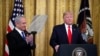 Le président Donald Trump et le Premier ministre israélien Benjamin Netanyahu, à la Maison Blanche, le mardi 28 janvier 2020, à Washington. (Photo AP / Alex Brandon)