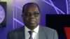 Florentin Mokonda Bonza sénateur de la RDC aux studios de VOA Afrique, à Washinton, le 30 mars 2017.