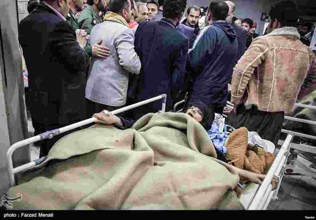 کم از کم ۱۰۰ پس لرزه از زمان وقوع این زلزله تا کنون ثبت شده است.