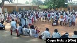 Alunos, Luanda