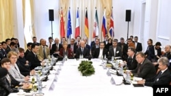 Mazungumzo yaliyojiri kati ya serikali ya Iran na shirika la IAEA, Umoja wa Ulaya nchini Iran.