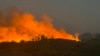 En Colorado intentan apagar un incendio forestal que dejó una víctima fatal.
