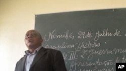 Namibe: Necessita de mais cento e noventa salas de aulas