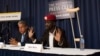 Le politicien ougandais Robert Kyagulanyi, plus connu sous le nom de Bobi Wine, donne une conférence de presse avec son avocat à Washington D.C., le 6 septembre 2018.