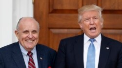 Donald Trump y Rudy Giuliani en una imagen de archivo el 16 de noviembre de 2016 (Foto: AP)