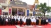 ព្រះមហាក្សត្រ​កម្ពុជា ព្រះបាទ នរោត្តម សីហមុន្នី យាង​ជា​អធិបតីភាព​ក្នុង​ពិធី​ស្បថ​ចូល​កាន់​តំណែង​​របស់​សមាជិក​សភា​ថ្មី​បើ​មាន​ពហិការ​ពី​សមាជិក​សភា​គណបក្ស​ប្រឆាំង។ (១៣ សីហា ២០១៣)