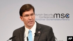 Sakataren Tsaron Amurka Mark Esper a Jamus, ranar 15 ga watan Fabrariru 2020.