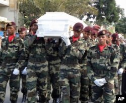 Desfile fúnebre de Cesária Évora