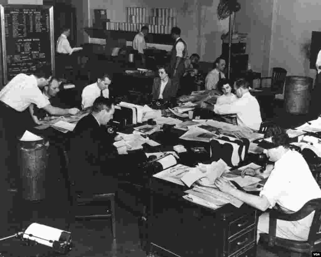 The early days in the VOA newsroom.