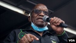 Rais wa zamani waq Afrika Kusini Jacob Zuma alipokuwa akihutubia wananchi.